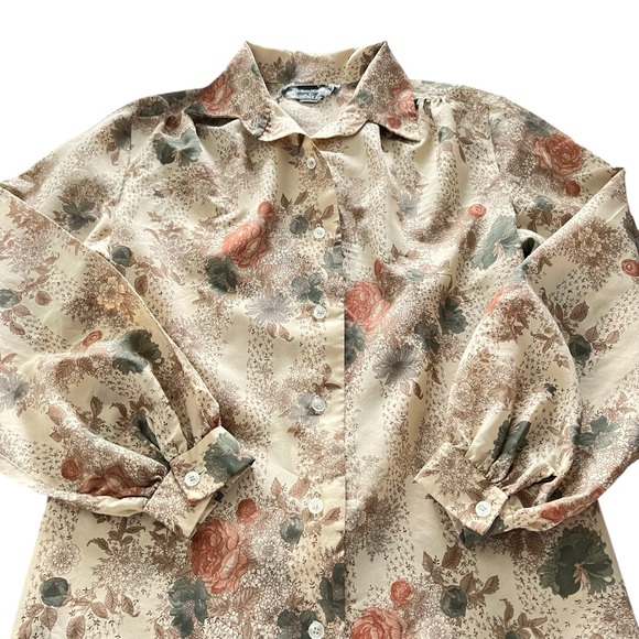 Vintage Florence Alper 1970’s Floral Print Blouse - Picture 3 of 7